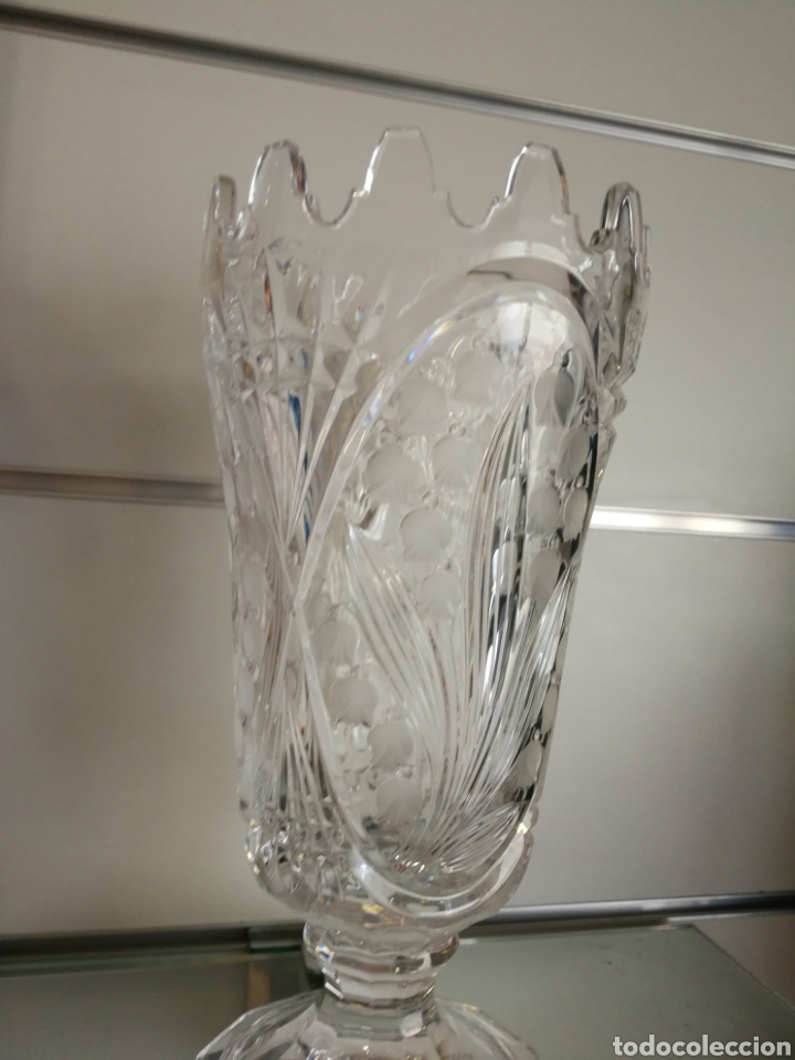 Segunda mano: JARR&Oacute;N FLORERO DE CRISTAL TALLADO - Foto 6