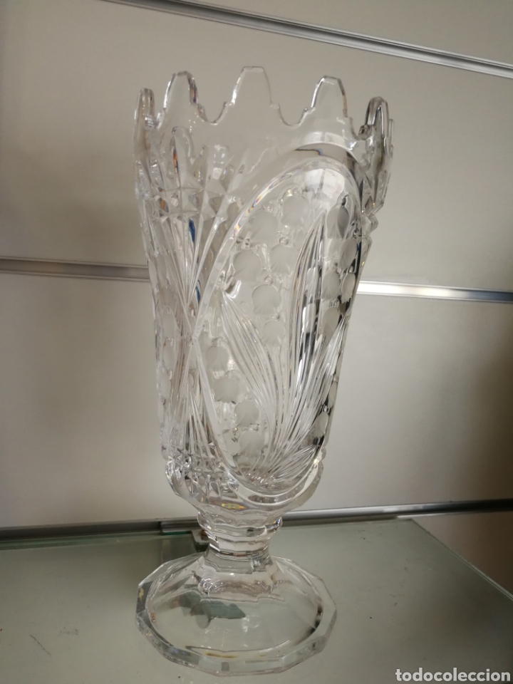 Segunda mano: JARR&Oacute;N FLORERO DE CRISTAL TALLADO - Foto 7