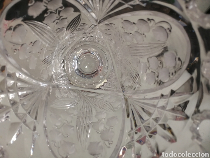 Segunda mano: JARR&Oacute;N FLORERO DE CRISTAL TALLADO - Foto 1