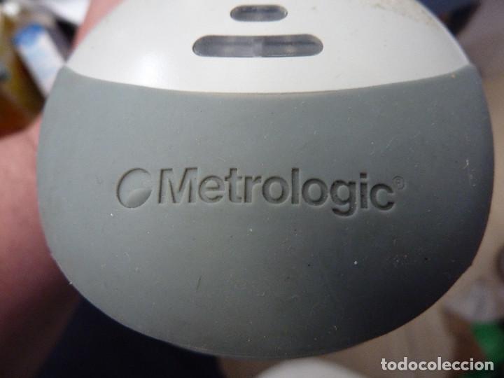 Segunda mano: ESCANER SCANNER LECTOR DE CODIGO DE BARRAS METROLOGIC VOYAGER - Foto 2