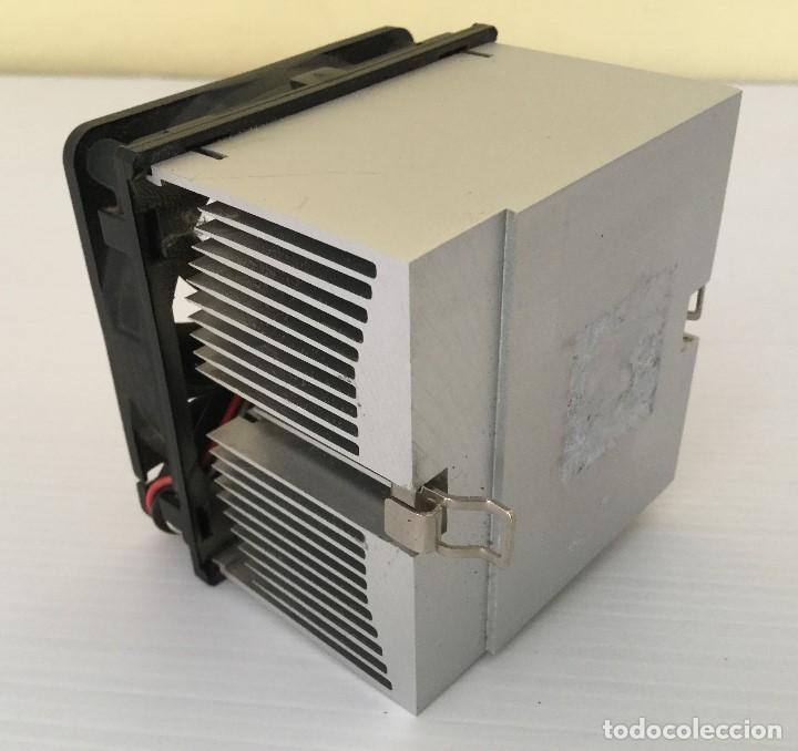 Segunda mano: Ventilador con disipador AVC Socket 754 - Foto 2