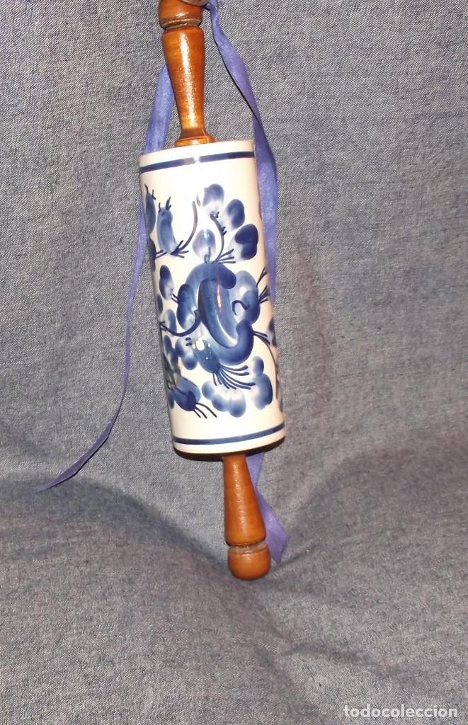 Segunda mano: MAZO DE AMASAR CERAMICO CON MANGOS DE MADERA. - Foto 1