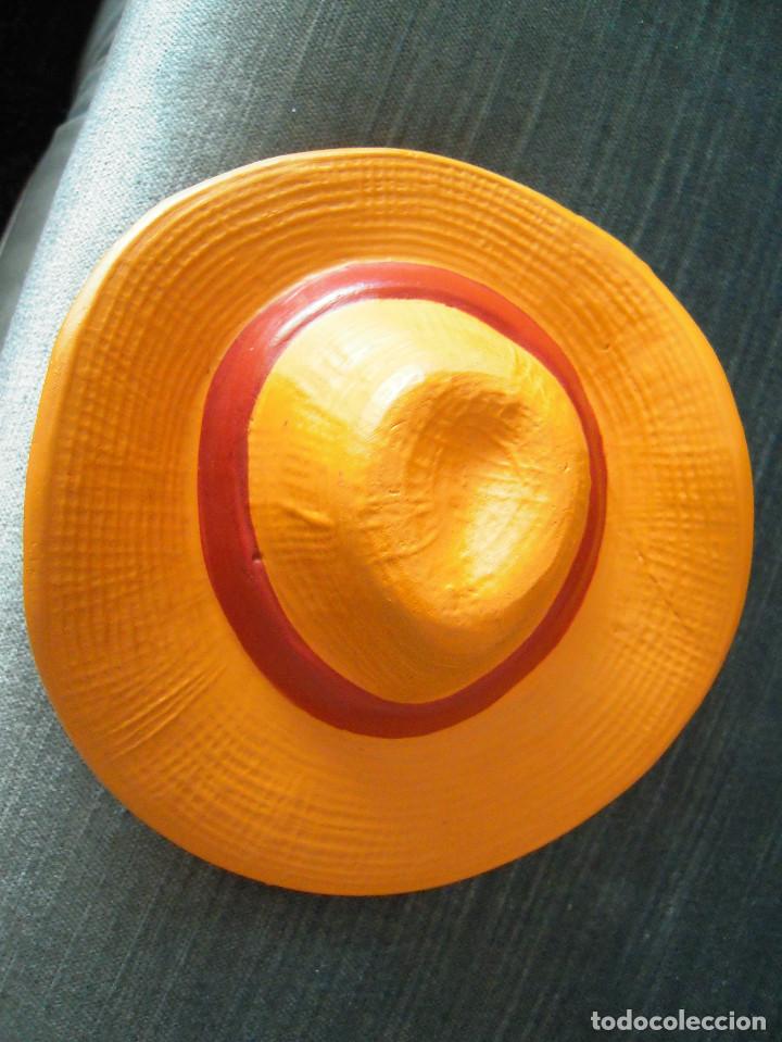 Segunda mano: Sombrero cer&aacute;mica marr&oacute;n - Foto 3
