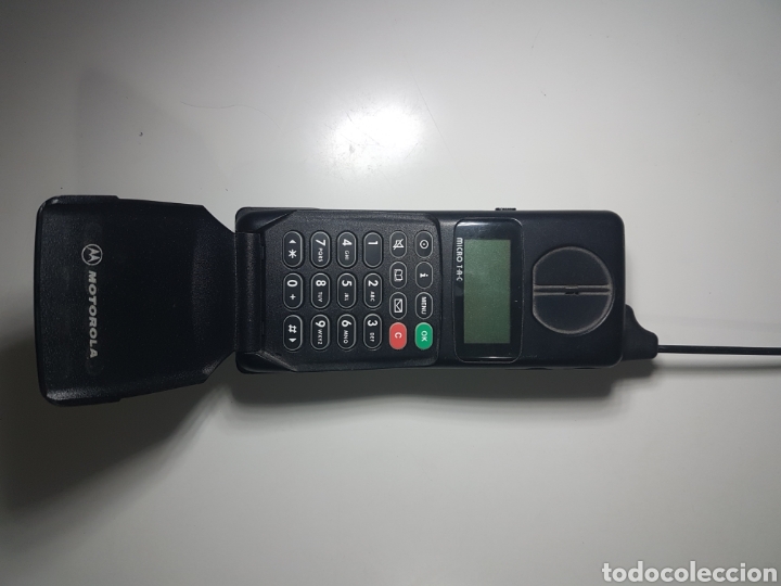 Segunda mano: TELEFONO MOVISTAR BY MOTOROLA con tarjeta - Foto 2