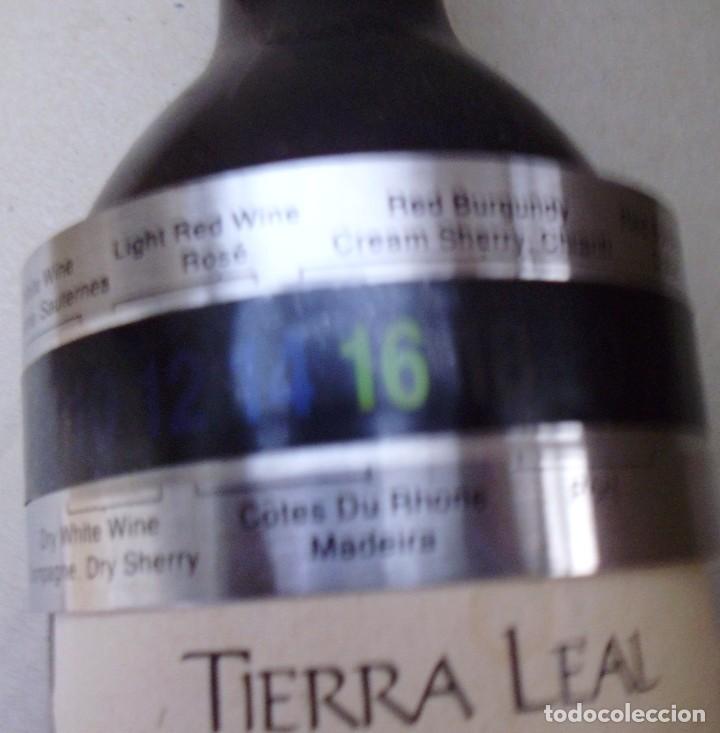 Segunda mano: TERM&Oacute;METRO PARA LA TEMPERATURA DE LAS BOTELLAS MARCA DE 4&ordm; A 24&ordm; - Foto 1