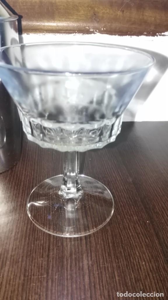 Segunda mano: Coctelera en acero inoxidable con dos copas - Foto 2