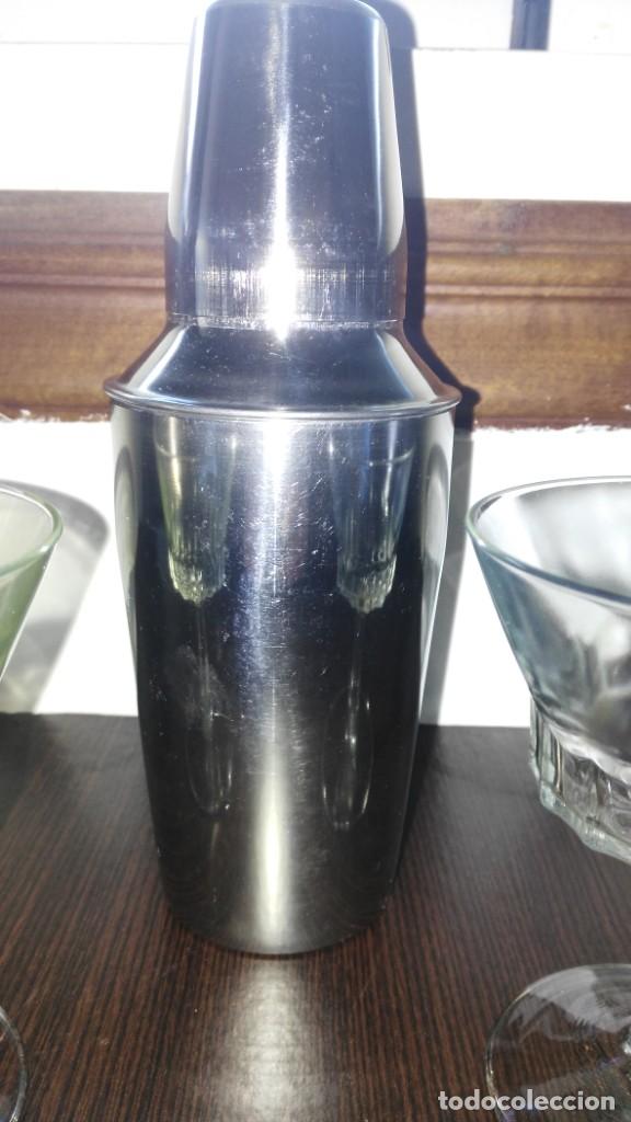 Segunda mano: Coctelera en acero inoxidable con dos copas - Foto 4