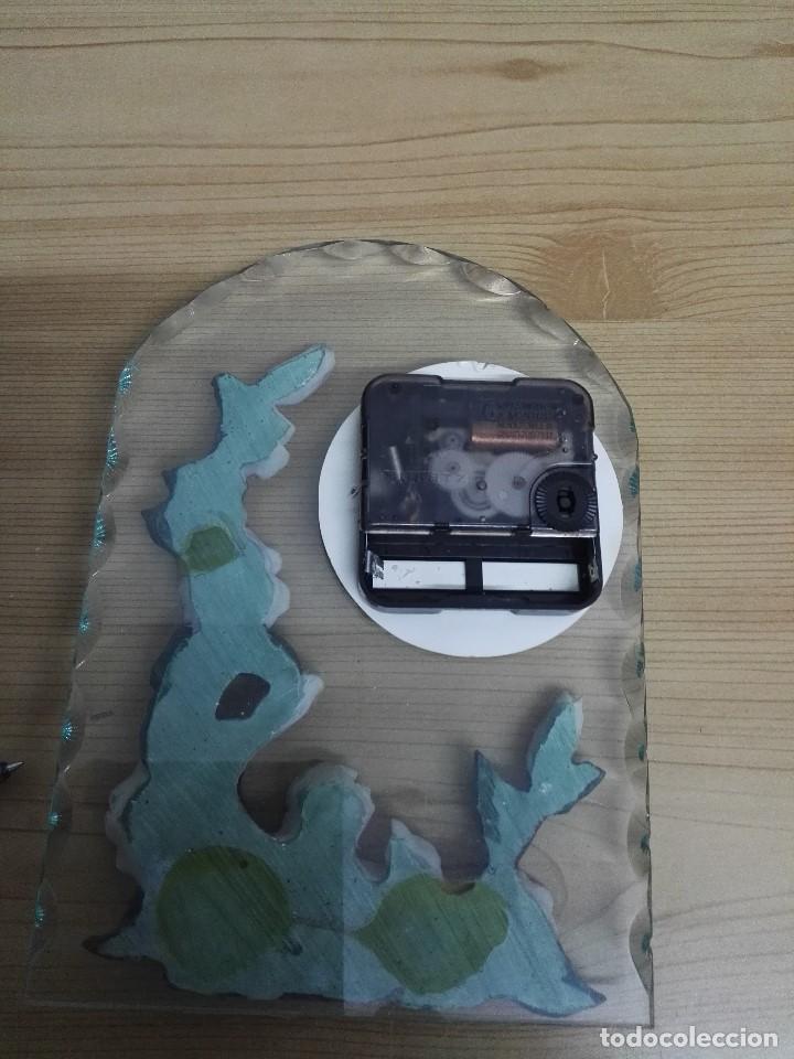 Segunda mano: Reloj de Cristal con esfera de papel. - Foto 5