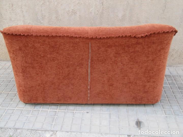 Segunda mano: SOFA DE DOS PLAZAS DE UNA PIEZA - Foto 5