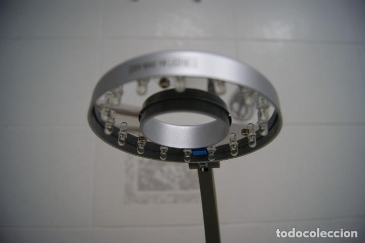 Segunda mano: Lampara sobremesa tipo flexo en gris en led - Foto 4