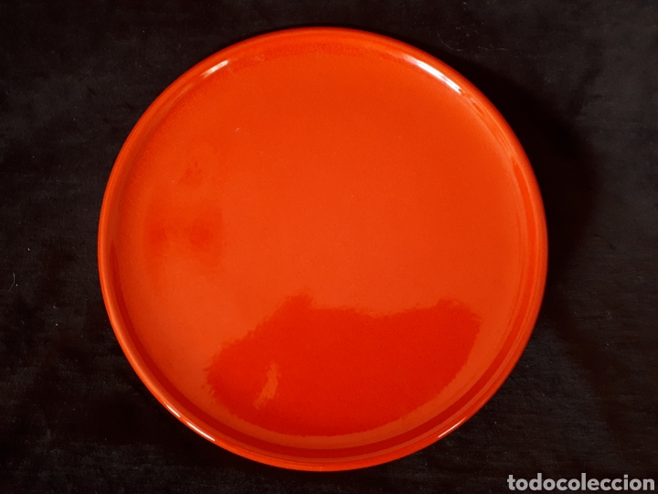 Segunda mano: Plato gres rojo 20 cm di&aacute;metro - Foto 1