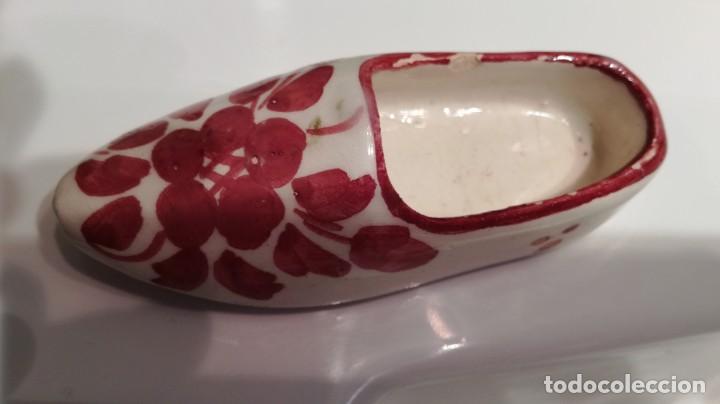 Segunda mano: Zapato miniatura cer&aacute;mica - Foto 1