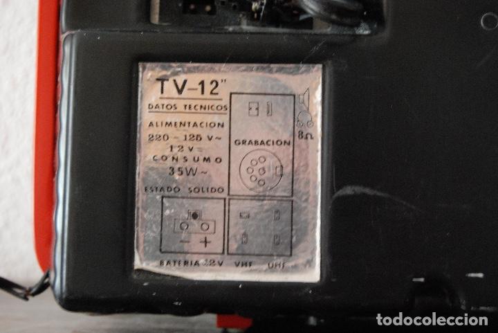 Segunda mano: TELEVISI&Oacute;N 12 PULGADAS YONDER ROJO - Foto 9