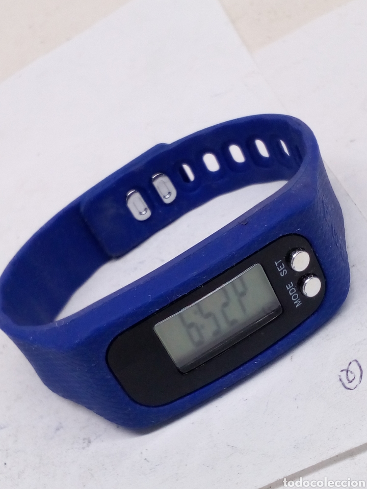 Segunda mano: Reloj dijital BBVA pulsometro - Foto 3
