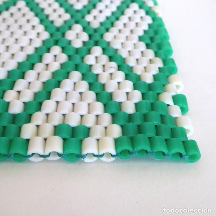 Segunda mano: Posavasos de perlas de pl&aacute;stico de la antigua RDA - Foto 3