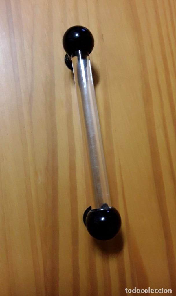 Segunda mano: Tirador vintage muebles,plastico. - Foto 3