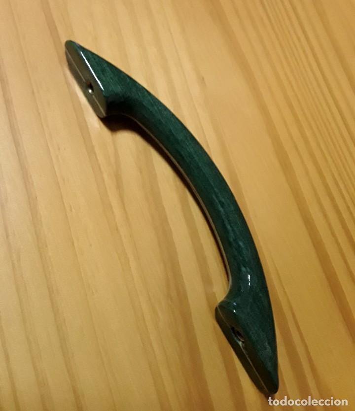 Segunda mano: Tirador vintage,verde,para muebles. - Foto 2