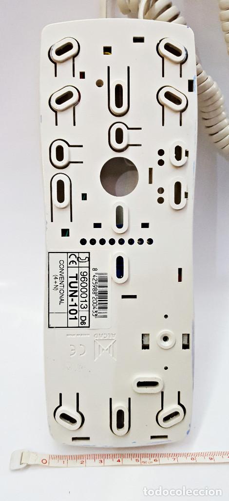 Segunda mano: Telefonillo de portero ALCAD blanco.. - Foto 5