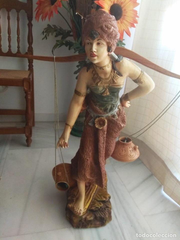 Segunda mano: ESTATUA Y PEANA - Foto 2