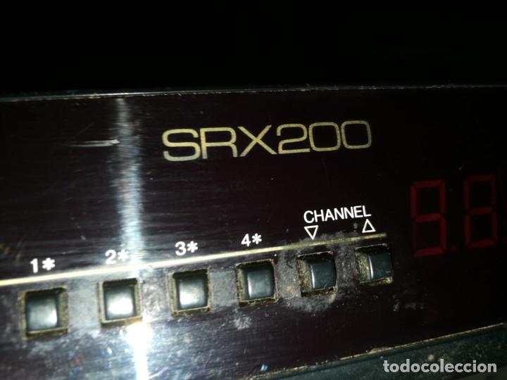 Segunda mano: Receptor antiguo Amstrad SRX200 - Foto 2