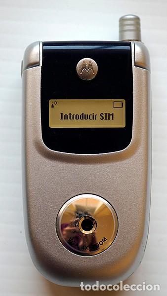 Segunda mano: Motorola V220. Movil retro. AMENA - Foto 1