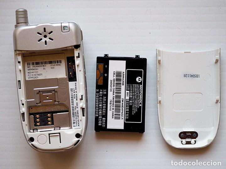 Segunda mano: Motorola V220. Movil retro. AMENA - Foto 4