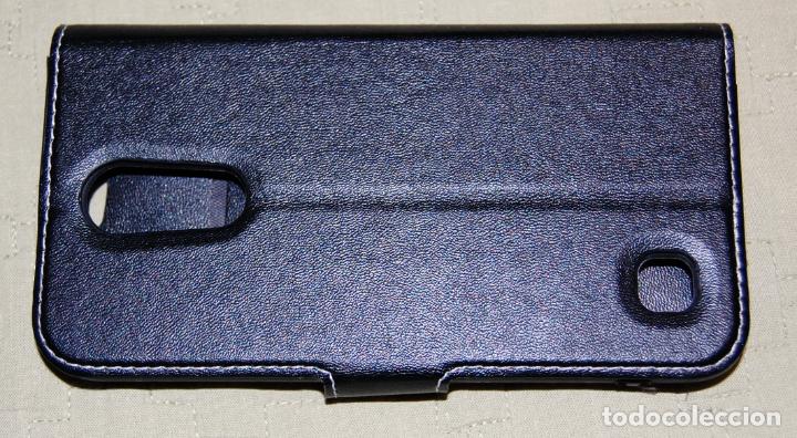 Segunda mano: Funda Cartera LG K10 2017, con tarjetero y cierre magn&eacute;tico. - Foto 6