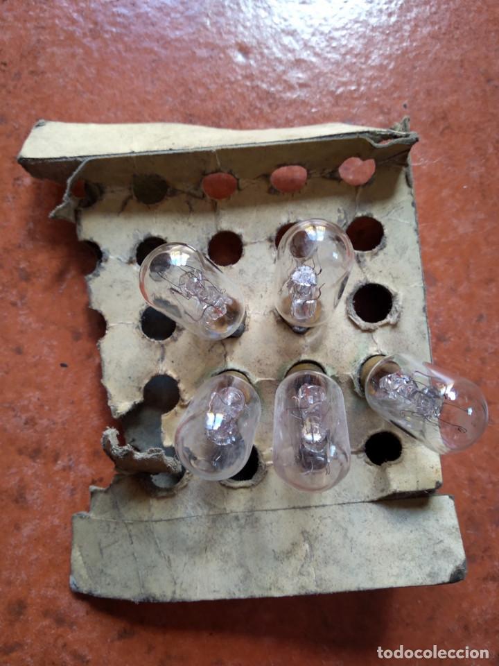 Segunda mano: 5 BOMBILLAS PEQUENITAS - Foto 2