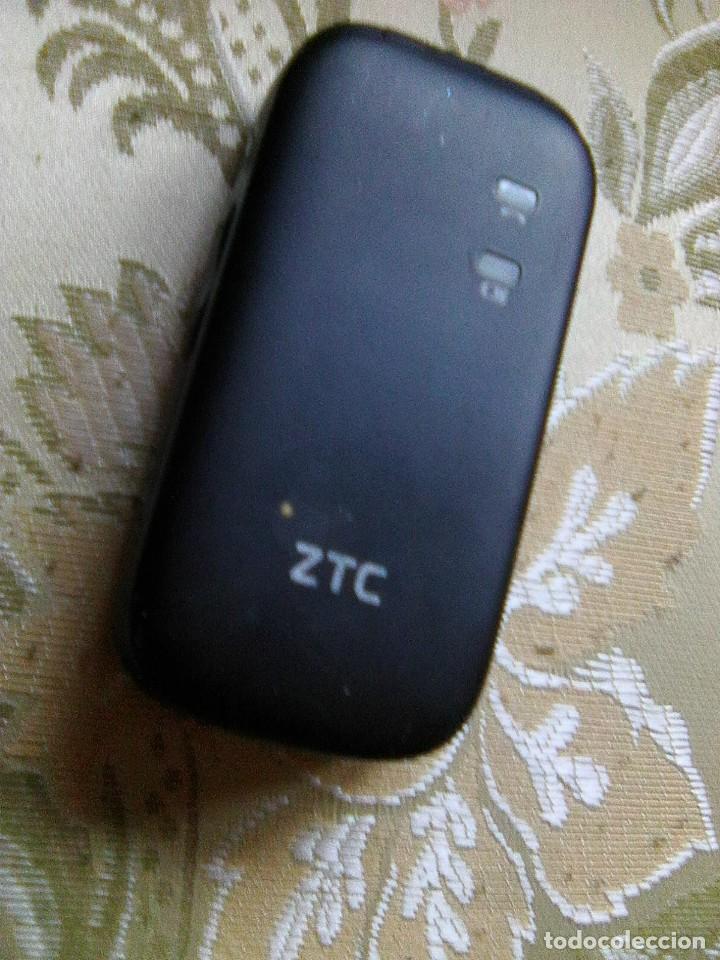 Segunda mano: Telefono ZTC 320 en su caja original - Foto 1