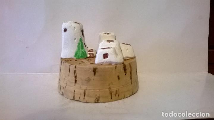 Segunda mano: Corcho con casitas - Foto 2