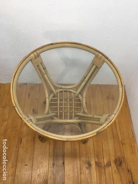 Segunda mano: MESA DE TERRAZA, DE CA&Ntilde;A Y MEDULA VEGETAL CON CRISTAL DE 66,50 CMS. - Foto 5