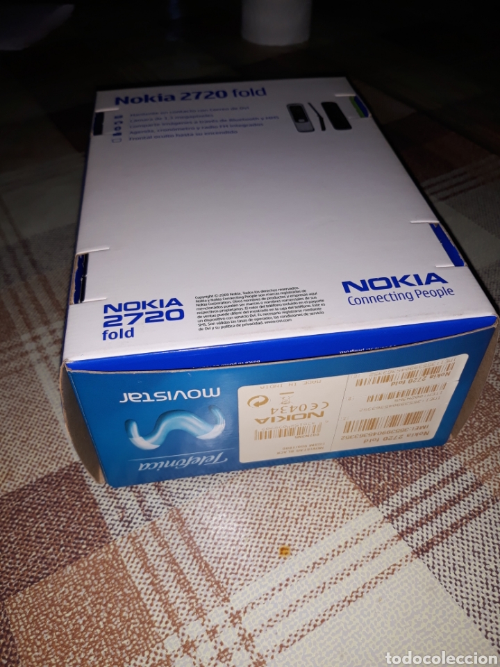 Segunda mano: M&oacute;vil Nokia 2720. Antiguo - Foto 2
