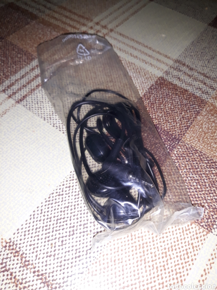 Segunda mano: M&oacute;vil Nokia 2720. Antiguo - Foto 8