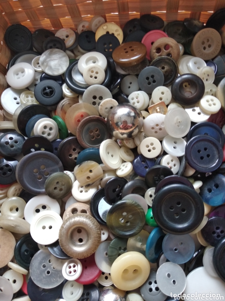 Segunda mano: Lote de 1000 botones - Foto 4
