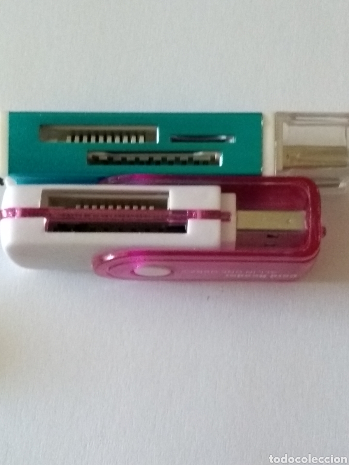 Segunda mano: **LOTE DE 2, --- PENDRIVES --- PARA COLECCI&Oacute;N!! - Foto 2