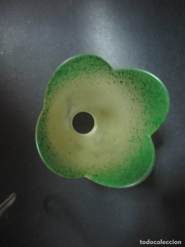 Segunda mano: TULIPA VERDE EN FORMA DE TULIPAN - Foto 2