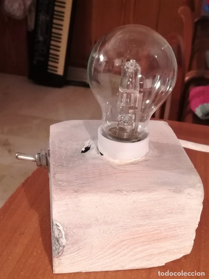Segunda mano: Lampara de noche con madera reciclada - Foto 2