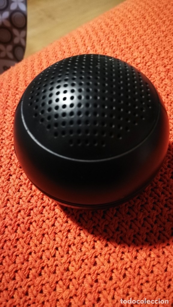 Segunda mano: ALTAVOZ BAL&Oacute;N CON BATER&Iacute;A RECARGABLE - Foto 1