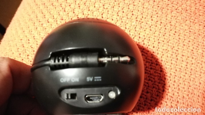 Segunda mano: ALTAVOZ BAL&Oacute;N CON BATER&Iacute;A RECARGABLE - Foto 3