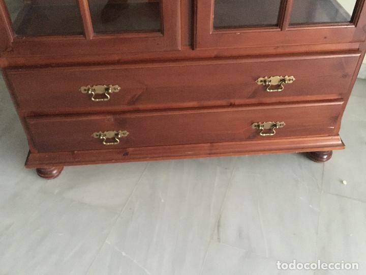 Segunda mano: VITRINA CL&Aacute;SICA - Foto 2