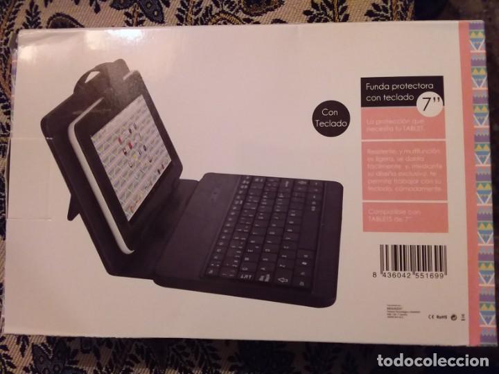 Segunda mano: Funda protectora con teclado. Tablets 7 pulgadas - Foto 3