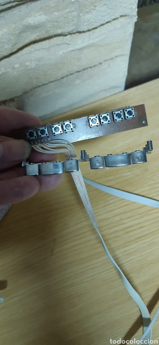 Segunda mano: Modulo pantalla control electr&oacute;nico reproductor Radio, DVD, etc - Foto 3