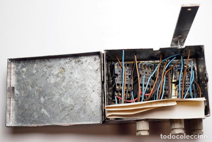 Segunda mano: Caja met&aacute;lica para montaje electr&oacute;nico - Foto 5