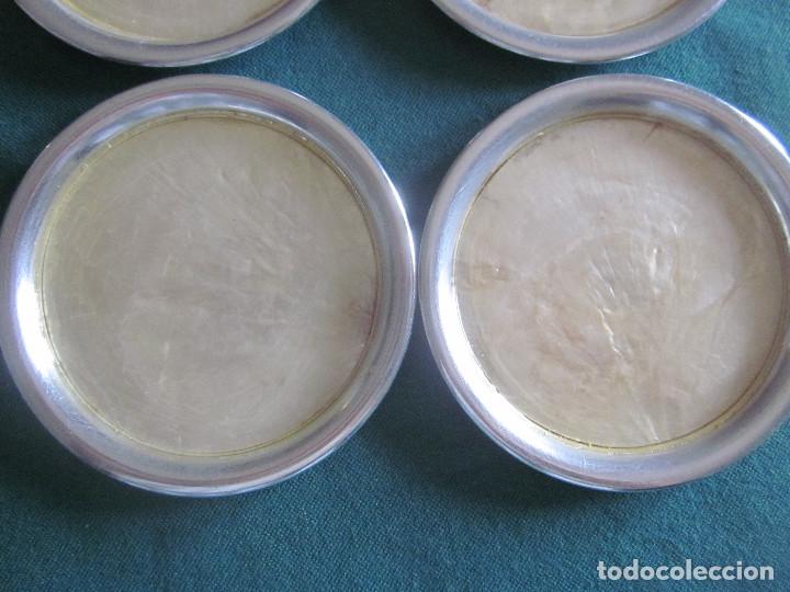 Segunda mano: 6 POSAVASOS DE METAL Y N&Aacute;CAR - Foto 2
