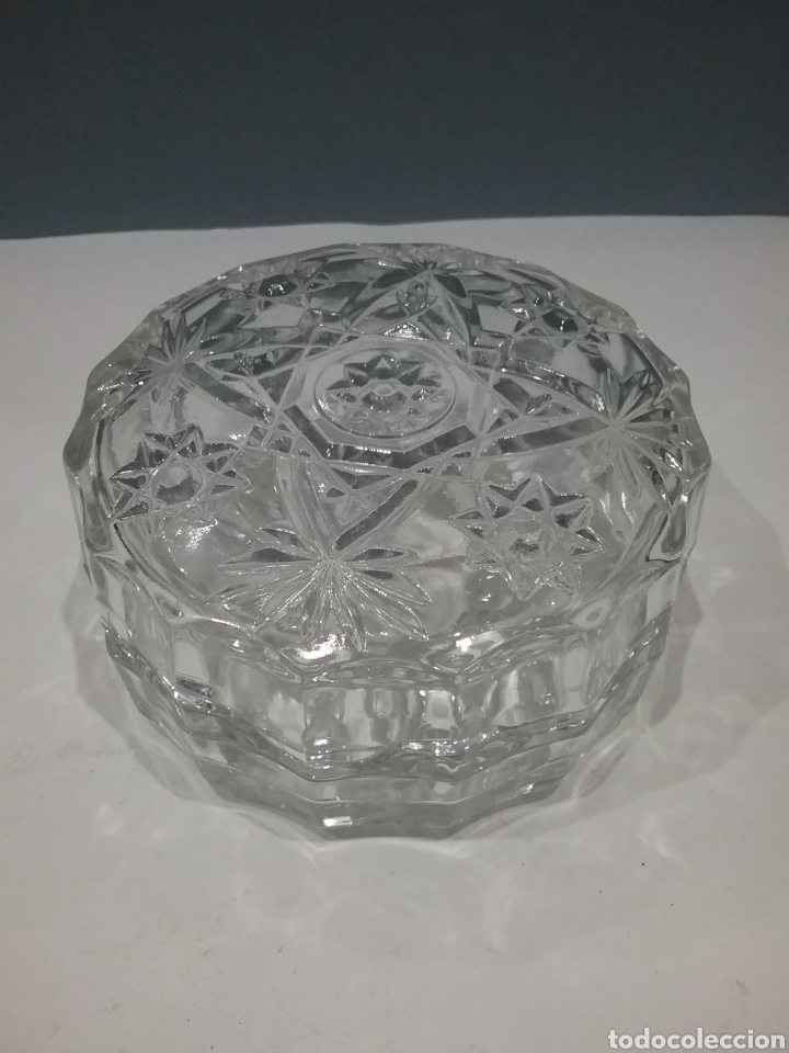Segunda mano: Caja bombonera en cristal tallado - Foto 1