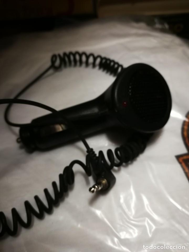 Segunda mano: ALTAVOZ AL MECHERO DEL COCHE PARA MOVILES - Foto 1