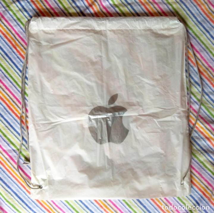 Segunda mano: BOLSA DE PL&Aacute;STICO APPLE - Foto 1