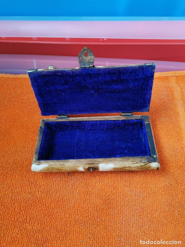 Segunda mano: Caja joyero de hueso con detalles - Foto 4