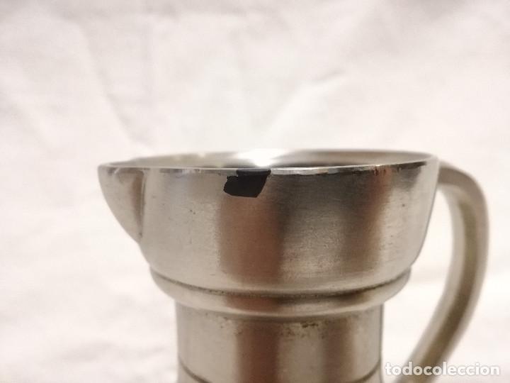 Segunda mano: PEQUE&Ntilde;O JARRA DECORATIVA DE METAL - Foto 4