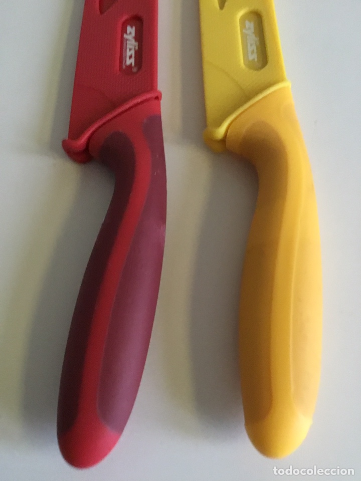 Segunda mano: ZYLISS. Dos cuchillos grandes con funda. Corte general y para pan - Foto 6